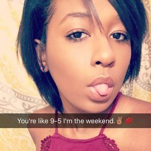 Meet your Posher, Nicole